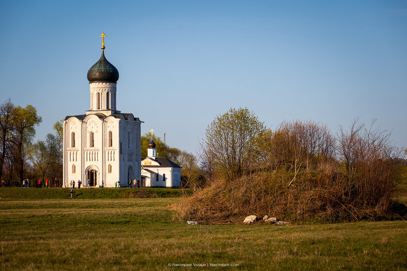 храм Покрова-на-Нерли.jpg