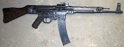 Sturmgewehr 44, Германия.jpg