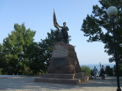 800PX-~1.JPG