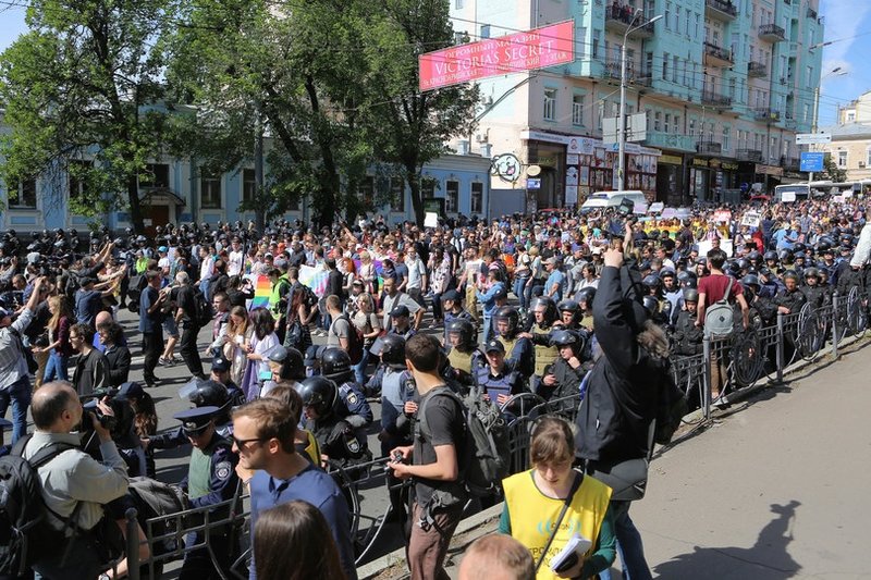 Их на Украине много....jpg