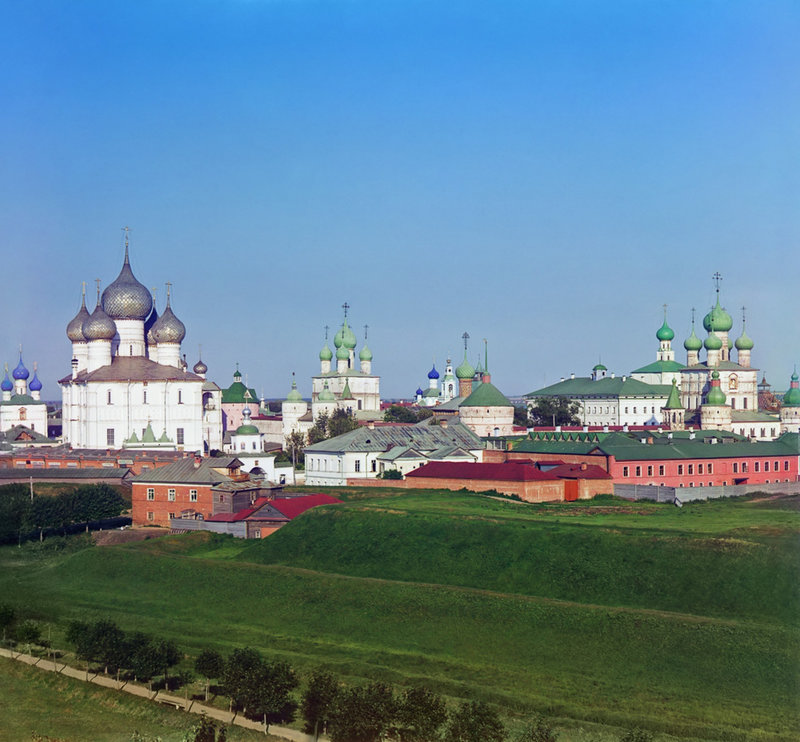 !общий вид Кремля с колокольни Всесвятской церкви.Ростов Великий.1911..jpg